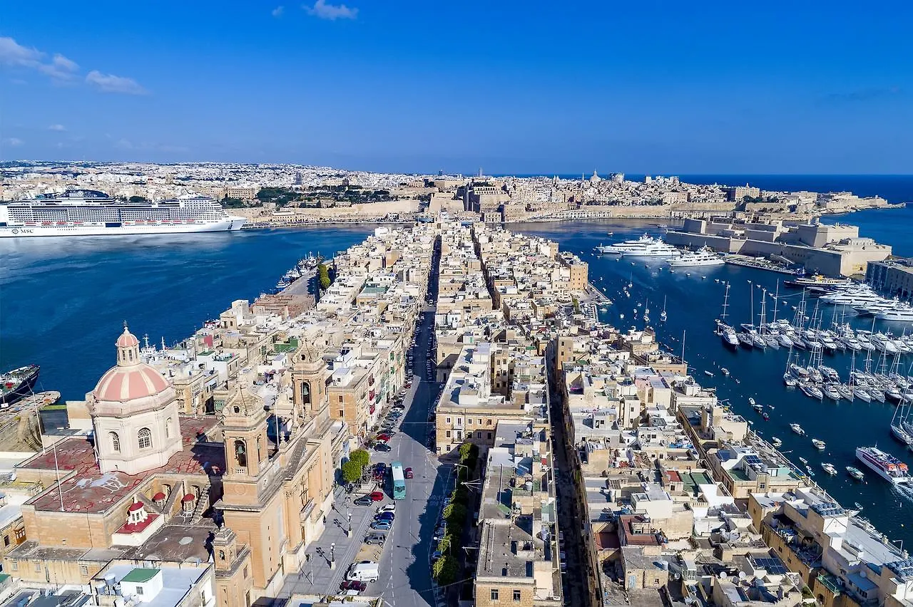 The Snop House Bed & Breakfast Senglea