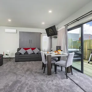 https://kings-on-peace.rotoruahotelsnz.com