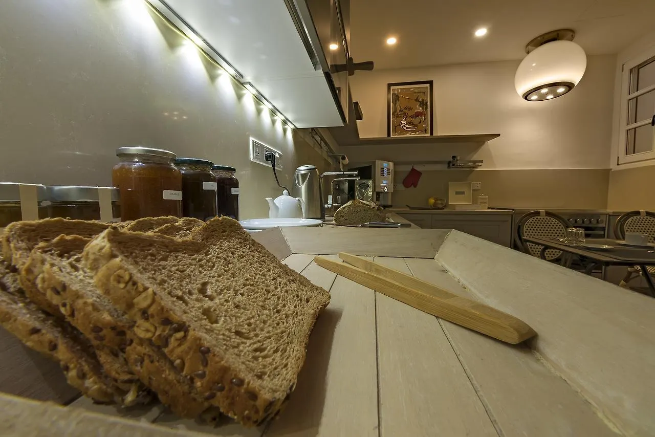 ****  The Snop House Bed & Breakfast Senglea Malta