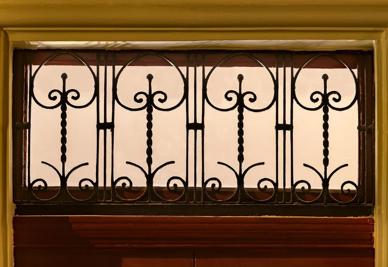 The Snop House Bed & Breakfast Senglea Malta