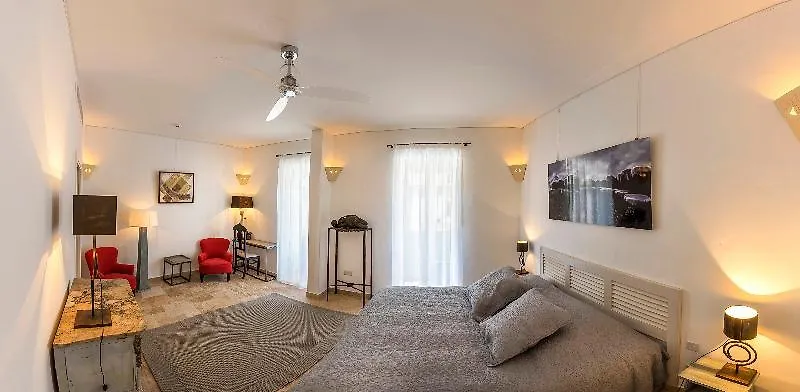 The Snop House Bed & Breakfast Senglea 4*,  Malta